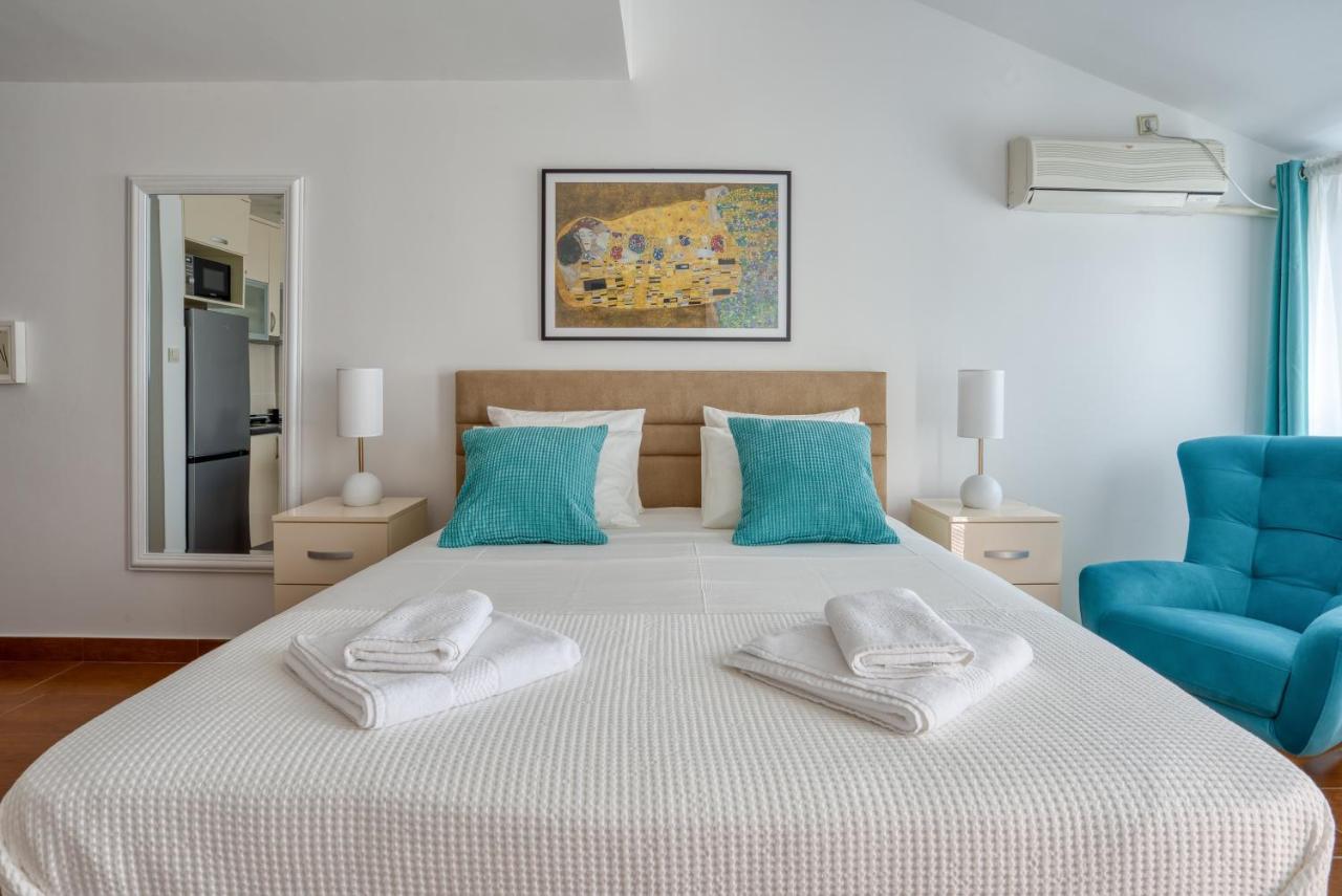 Apartment Elegant Kotor Luaran gambar