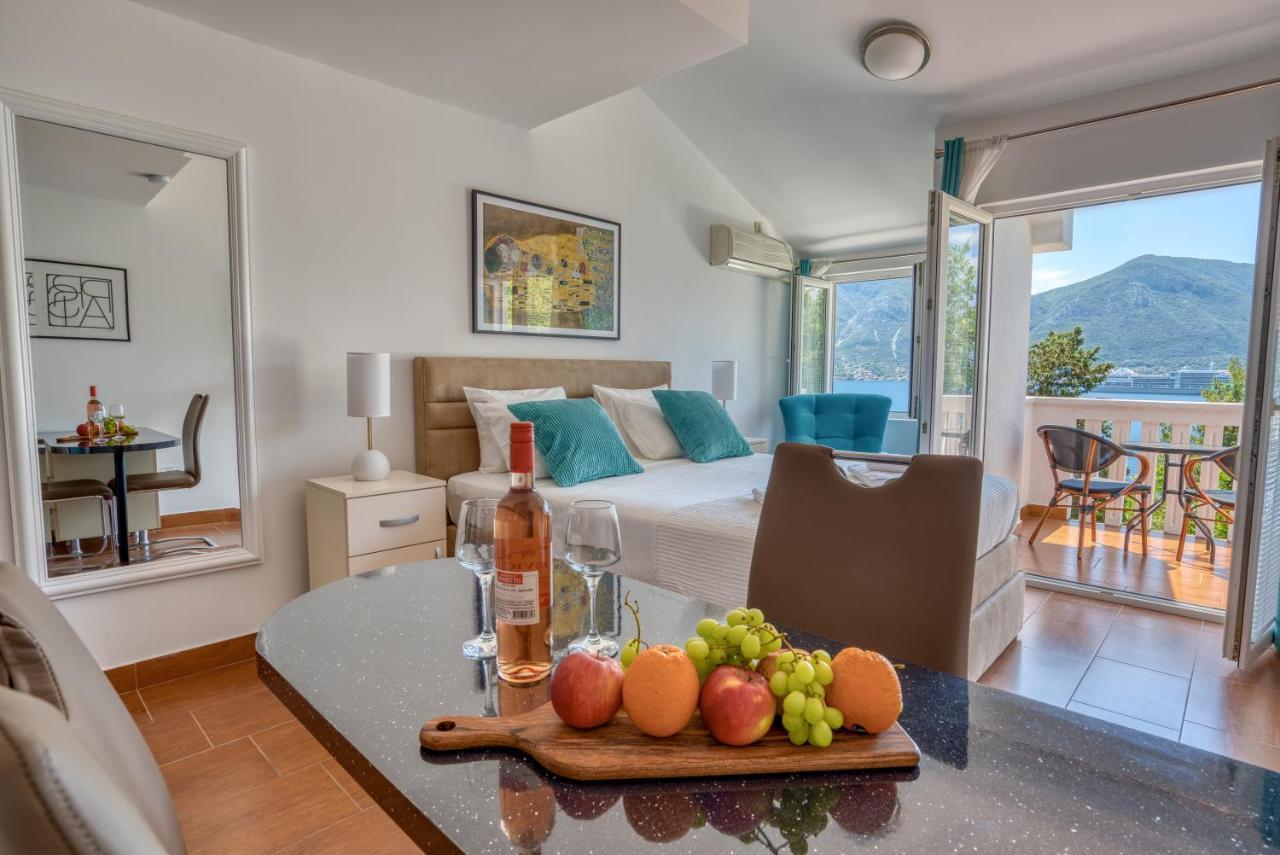 Apartment Elegant Kotor Luaran gambar