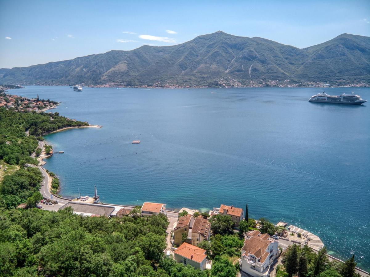 Apartment Elegant Kotor Luaran gambar